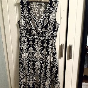 Croft & Barrow damask-print dress